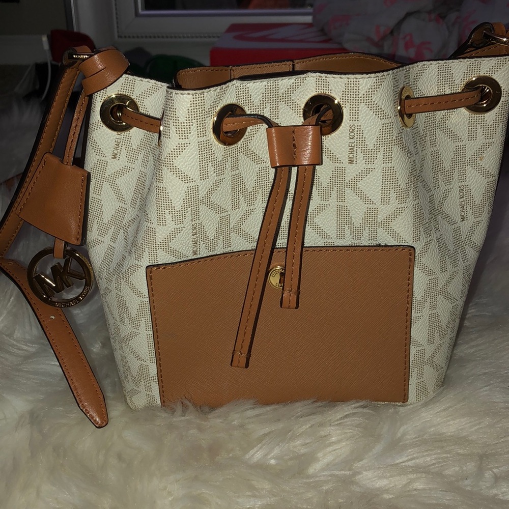 MICHAEL KORS BAG